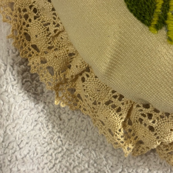 VINTAGE PILLOW CREWELWORK NEEDLEWORK TULIPS - Picture 6 of 8